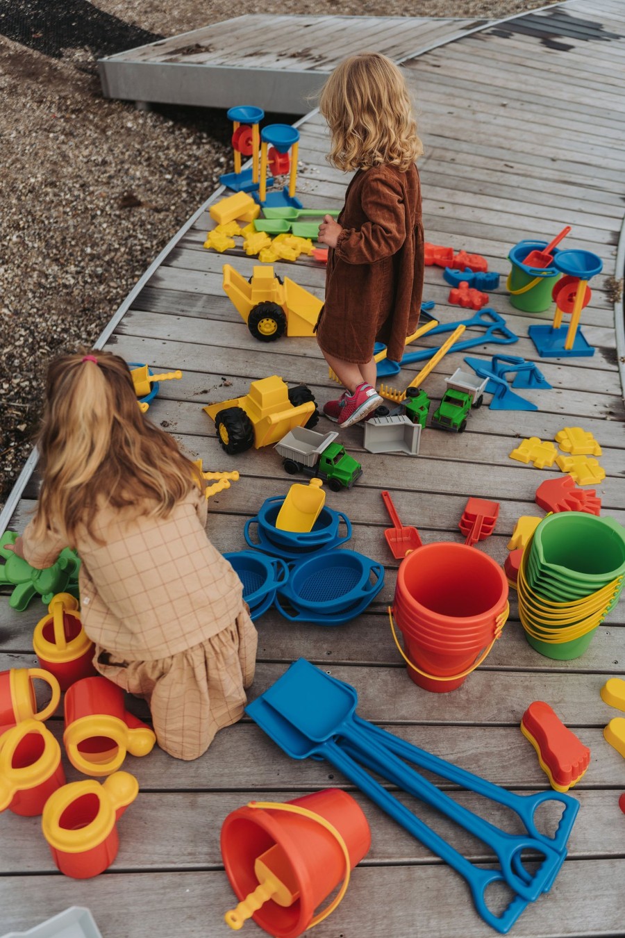 Role Play Educational Toys | Giant Sand And Vehicles Set - 129Pcs