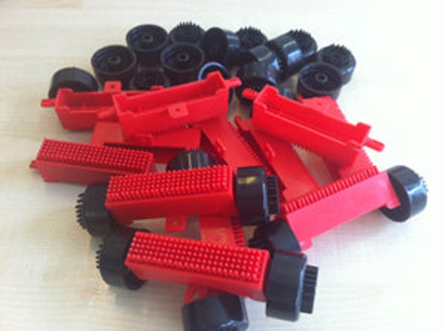 Construction Flair | Stickle Bricks Wheel & Axle Set